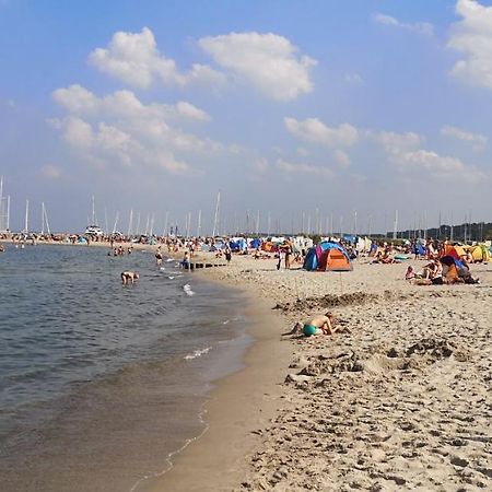 Zentrale Und Strandnahe Ferienwohnung In Kuehlungsborn Ost Bagian luar foto